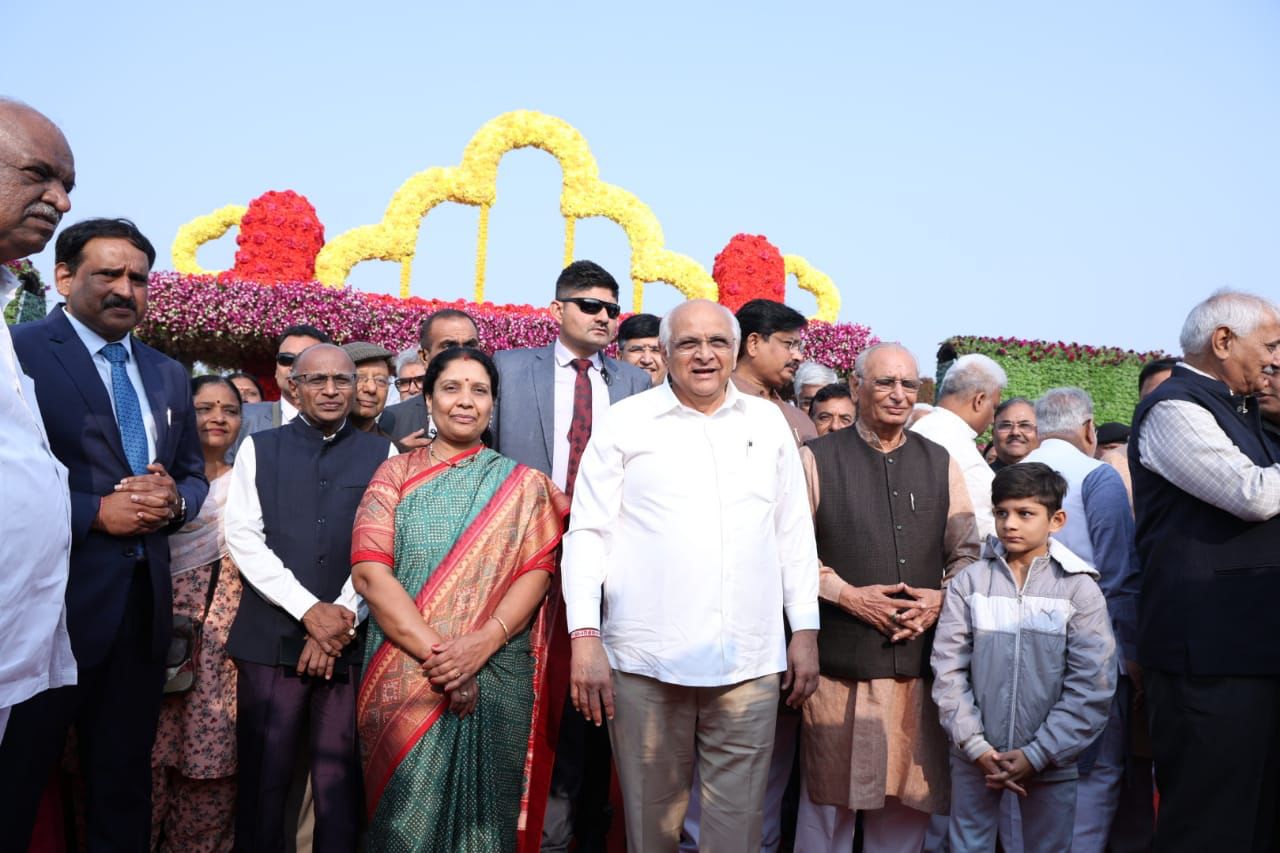 Chief Minister Bhupendra Patel inaugurating Vibrant Ahmedabad Flower Show 2024